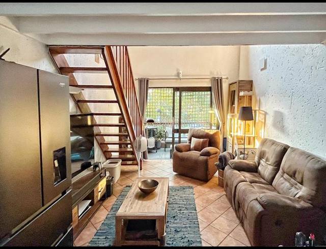 2 BEDROOM TOWNHOUSE FOR SALE IN DOUGLASDALE